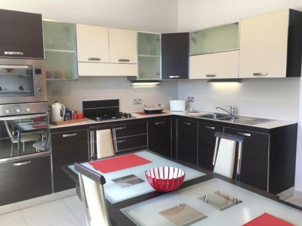 Ocean View, Apartment 1 Marsaskala Kültér fotó